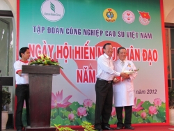 NGÀY HỘI HIẾN MÁU NHÂN ĐẠO CỦA VRG - 14092012