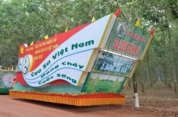 XE HOA - HỘI THI THỢ GIỎI THU HOẠCH MỦ NGÀNH CAO SU VN NĂM 2012 (11-13122012)